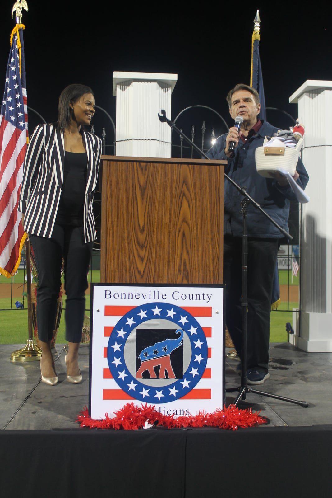 119864329_732558113991865_2332158710830655040_n